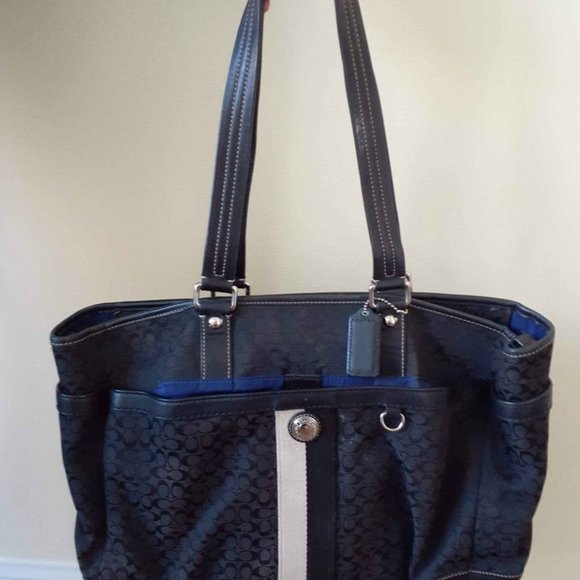 Coach bag in black - Picture 1 of 7
